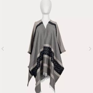 NWT FRYE GEOMETRIC STRIP RUANA PONCHO